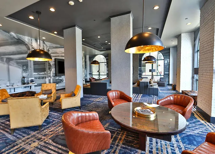 Beach hotel: Hilton Garden Inn Savannah Historic District